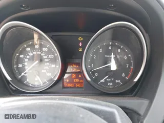 2011 BMW Z4 sDrive30i with VIN WBALM5C55BE380154, listed as a IAAI auction lot 41815724 with 118,062 mi miles. Bid and sale history available at carsss.com. Image 7.