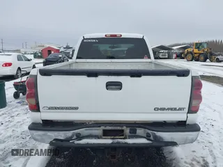 2004 Chevrolet Silverado 1500 with VIN 1GCEK19T44E162452, listed as a IAAI auction lot 41566130 with 222,817 mi miles and . Bid and sale history available at DreamBid. Image 17.