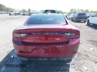 2020 Dodge Charger SXT z VIN 2C3CDXBG0LH167421, wystawiony jako IAAI lot #41892698 z przebiegiem 116 887 mil mil oraz . Historia ofert i sprzedaży dostępna na DreamBid. Obrazek 16.