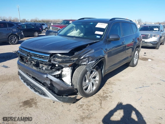 2023 Volkswagen Atlas 3.6L V6 SE w/Technology with VIN 1V2JR2CA4PC538749, listed as a IAAI auction lot 41206267 with 23,197 mi miles. Bid and sale history available at carsss.com. Image 17.
