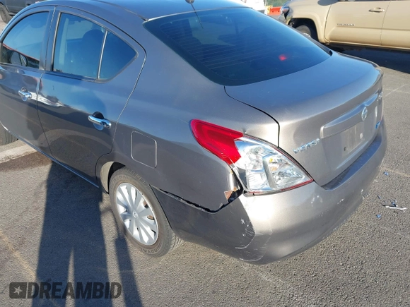 2012 Nissan Versa SL with VIN 3N1CN7AP2CL813868, listed as a IAAI auction lot 41512718 with 88,318 mi miles. Bid and sale history available at carsss.com. Image 6.