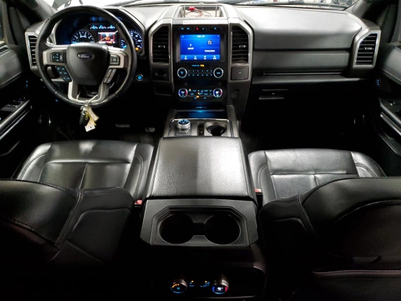 2021 Ford Expedition Max XLT with VIN 1FMJK1JT6MEA24918, listed as a Copart auction lot 55130565 with 208,079 mi miles and Clean Title. Bid and sale history available at DreamBid. Image 8.