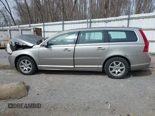 2008 Volvo V70 with VIN YV1BW982681048362, listed as a IAAI auction lot 41937692 with 233,469 mi miles and . Bid and sale history available at DreamBid. Image 14.