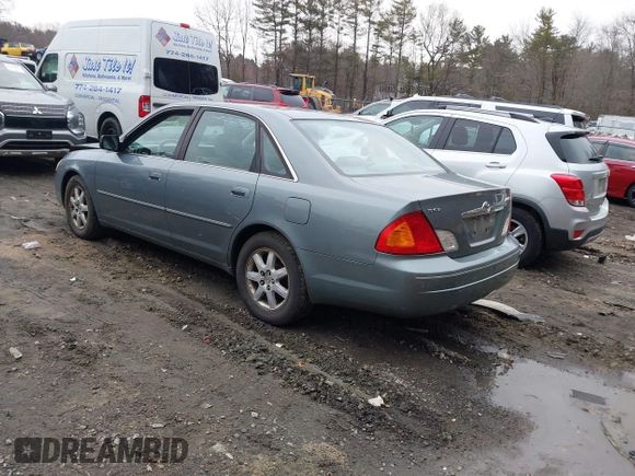 2000 Toyota Avalon XL with VIN 4T1BF28B2YU102618, listed as a IAAI auction lot 41679551 with 207,072 mi miles and . Bid and sale history available at DreamBid. Image 3.