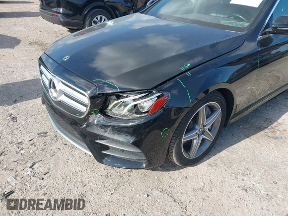 2018 Mercedes-Benz E 300 with VIN WDDZF4JB5JA380872, listed as a IAAI auction lot 42048785 with 94,574 mi miles and . Bid and sale history available at DreamBid. Image 6.
