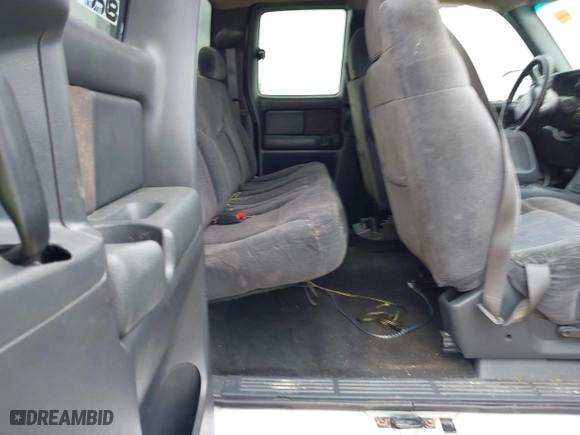 2002 Chevrolet Silverado 1500 LT with VIN 2GCEK19T621119603, listed as a IAAI auction lot 41680628 with 297,478 mi miles. Bid and sale history available at carsss.com. Image 8.