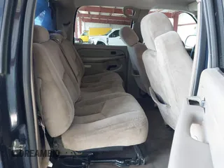 2006 Chevrolet Avalanche Z66 with VIN 3GNEC12Z76G233075, listed as a IAAI auction lot 42507082 with 218,395 mi miles and . Bid and sale history available at DreamBid. Image 8.