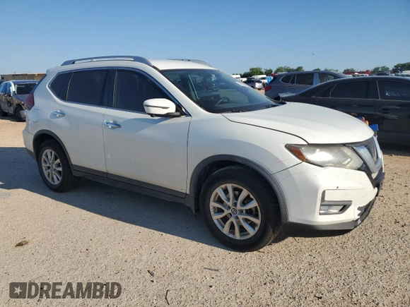 2017 Nissan Rogue S z VIN KNMAT2MT9HP593615, wystawiony jako Copart lot #56501765 z przebiegiem 187 438 mil mil oraz Szkoda całkowita • Salvage title. Historia ofert i sprzedaży dostępna na DreamBid. Obrazek 4.
