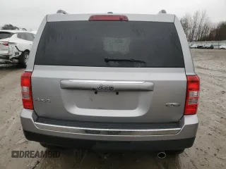 2016 Jeep Patriot High Altitude z VIN 1C4NJRFB5GD581062, wystawiony jako Copart lot #81837954 z przebiegiem 22 911 mil mil oraz Nie do naprawy • Non repairable. Historia ofert i sprzedaży dostępna na DreamBid. Obrazek 6.