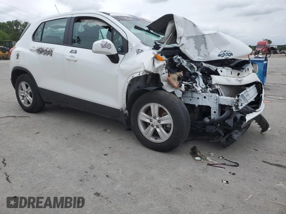 2020 Chevrolet Trax LS with VIN KL7CJKSB8LB058612, listed as a Copart auction lot 56024275 with 26,948 mi miles and Salvage Title. Bid and sale history available at DreamBid. Image 4.