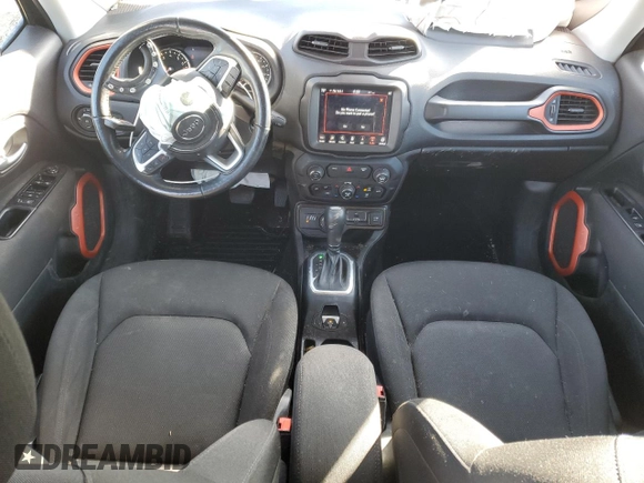 2020 Jeep Renegade North Edition with VIN ZACNJBAB0LPL57205, listed as a Copart auction lot 43840375 with 28,249 mi miles and Salvage title. Bid and sale history available at DreamBid. Image 8.