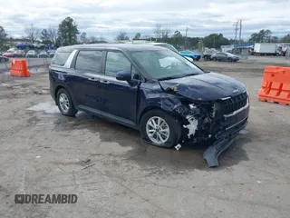 2024 Kia Carnival LX with VIN KNDNB4H3XR6382747, listed as a IAAI auction lot 41672196 with 40,045 mi miles. Bid and sale history available at carsss.com. Image 1.
