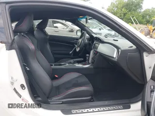 2013 Subaru BRZ Limited with VIN JF1ZCAC18D1610243, listed as a IAAI auction lot 42372354 with 40,185 mi miles and . Bid and sale history available at DreamBid. Image 5.