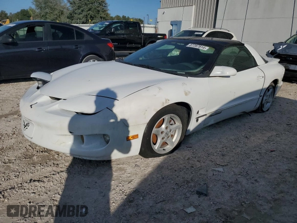 1998 Pontiac Firebird Firebird z VIN 2G2FS22K4W2216654, wystawiony jako Copart lot #87287814 z przebiegiem Nie podano mil oraz Czysty tytuł • Clean title. Historia ofert i sprzedaży dostępna na DreamBid. Obrazek 1.