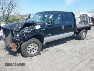 2004 Ford F-350 XL с VIN 1FTSW31P14EA51424, выставлен на аукционе IAAI как лот 42070460 с пробегом Не указан миль и . История ставок и продаж доступна на DreamBid. Изображение 2.