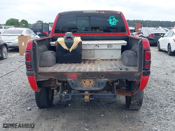 1998 Dodge Ram 1500 with VIN 3B7HF13ZXWG227895, listed as a IAAI auction lot 41928248 with 276,819 mi miles. Bid and sale history available at carsss.com. Image 6.