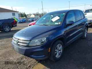 2014 Volkswagen Tiguan SE z VIN WVGAV3AX7EW541355, wystawiony jako IAAI lot #42032798 z przebiegiem 220 940 mil mil oraz . Historia ofert i sprzedaży dostępna na DreamBid. Obrazek 18.