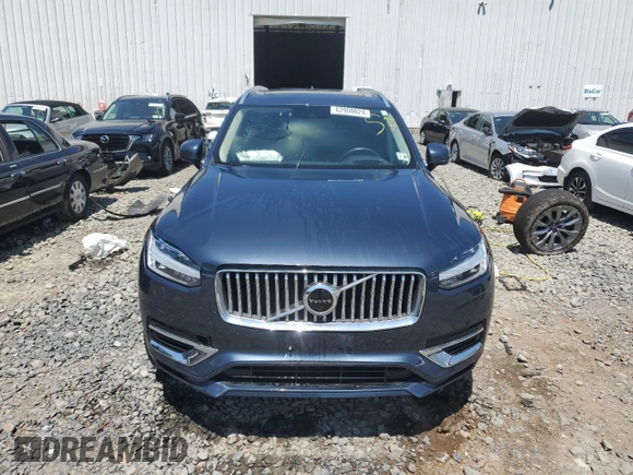 2021 Volvo XC90 Inscription Expression with VIN YV4BR00K2M1683963, listed as a Copart auction lot 62900024 with 58,821 mi miles and Salvage Title. Bid and sale history available at carsss.com. Image 5.
