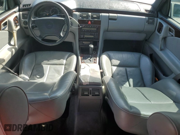1997 Mercedes-Benz E-Class with VIN WDBJF55F2VJ024815, listed as a Copart auction lot 75228024 with 184,398 mi miles and Non Repairable. Bid and sale history available at carsss.com. Image 8.