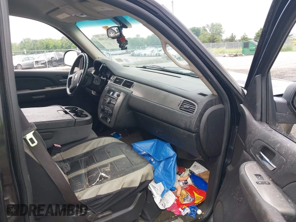 2008 Chevrolet Tahoe LTZ with VIN 1GNFK13078J136869, listed as a IAAI auction lot 42641688 with 178,857 mi miles and . Bid and sale history available at DreamBid. Image 5.