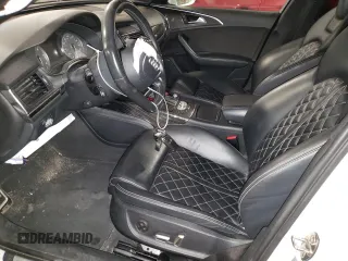 2018 Audi S6 Premium Plus z VIN WAUFFAFC8JN006579, wystawiony jako Copart lot #59799113 z przebiegiem 58 368 mil mil oraz . Historia ofert i sprzedaży dostępna na DreamBid. Obrazek 7.
