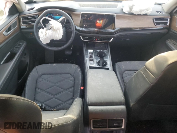 2024 Volkswagen Atlas SE with VIN 1V2WR2CA2RC584251, listed as a Copart auction lot 48496135 with 26,555 mi miles and Clean title. Bid and sale history available at DreamBid. Image 8.