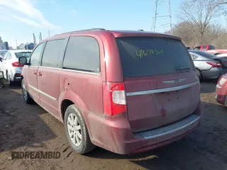 2013 Chrysler Town & Country Touring z VIN 2C4RC1BG0DR684199, wystawiony jako IAAI lot #41679365 z przebiegiem 115 607 mil mil oraz . Historia ofert i sprzedaży dostępna na DreamBid. Obrazek 3.