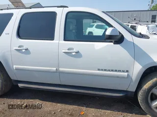 2007 Chevrolet Suburban LT with VIN 3GNFK16397G116032, listed as a IAAI auction lot 42391864 with 226,280 mi miles and . Bid and sale history available at DreamBid. Image 13.