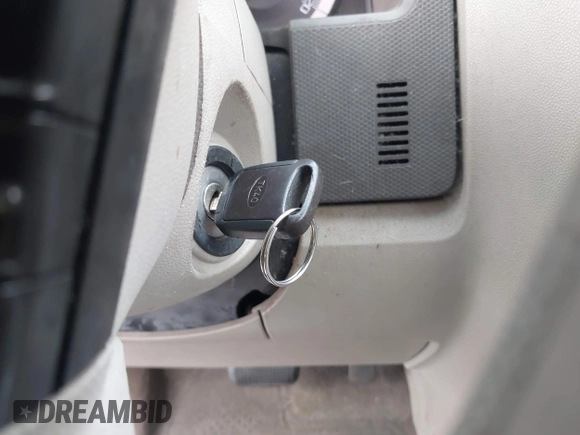 2008 Ford Escape Hybrid with VIN 1FMCU49H58KE45380, listed as a IAAI auction lot 41868022 with 175,610 mi miles and . Bid and sale history available at DreamBid. Image 11.