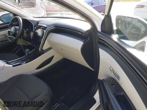 2024 Hyundai Tucson SEL with VIN 5NMJB3DE3RH361984, listed as a IAAI auction lot 41554504 with 36,275 mi miles and . Bid and sale history available at DreamBid. Image 5.