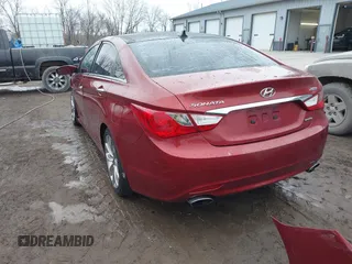 2012 Hyundai Sonata SE with VIN 5NPEC4AB6CH384037, listed as a IAAI auction lot 41498757 with 250,450 mi miles and . Bid and sale history available at DreamBid. Image 3.