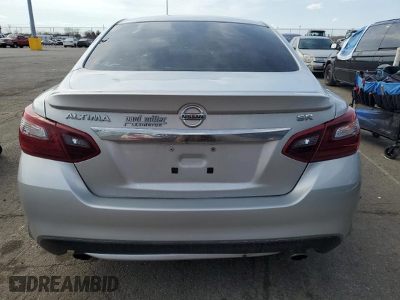 2017 Nissan Altima SR z VIN 1N4AL3AP9HN353415, wystawiony jako Copart lot #50863795 z przebiegiem 112 315 mil mil oraz Szkoda całkowita • Salvage title. Historia ofert i sprzedaży dostępna na DreamBid. Obrazek 6.