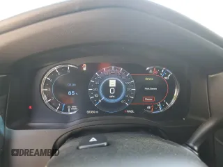 2019 Cadillac Escalade ESV Premium Luxury z VIN 1GYS4JKJ3KR300522, wystawiony jako Copart lot #55135775 z przebiegiem 68 384 mil mil oraz Szkoda całkowita • Salvage title. Historia ofert i sprzedaży dostępna na DreamBid. Obrazek 9.