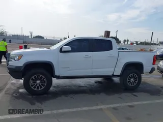 2018 Chevrolet Colorado 4WD ZR2 with VIN 1GCPTEE19J1175475, listed as a IAAI auction lot 41473714 with 107,809 mi miles. Bid and sale history available at carsss.com. Image 6.