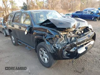 2022 Toyota 4Runner SR5 Premium с VIN JTENU5JR1N6004336, выставлен на аукционе IAAI как лот 40868851 с пробегом 50 188 миль миль и . История ставок и продаж доступна на DreamBid. Изображение 1.