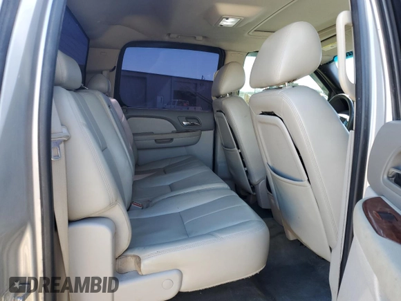 2010 Chevrolet Silverado 1500 with VIN 3GCRKTE25AG243295, listed as a Copart auction lot 47752225 with 199,042 mi miles and Salvage Title. Bid and sale history available at DreamBid. Image 10.