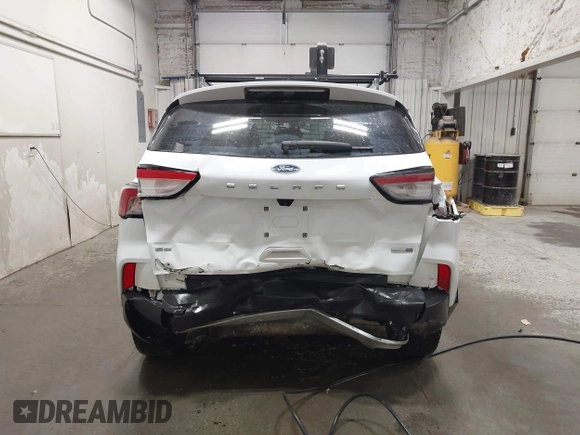 2020 Ford Escape SE z VIN 1FMCU9G62LUB80302, wystawiony jako IAAI lot #42610731 z przebiegiem 43 873 mil mil oraz . Historia ofert i sprzedaży dostępna na DreamBid. Obrazek 16.
