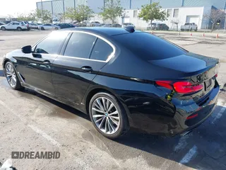 2021 BMW 5 Series 530i с VIN WBA53BH05MWX01307, выставлен на аукционе IAAI как лот 41755966 с пробегом 73 780 миль миль и . История ставок и продаж доступна на DreamBid. Изображение 3.