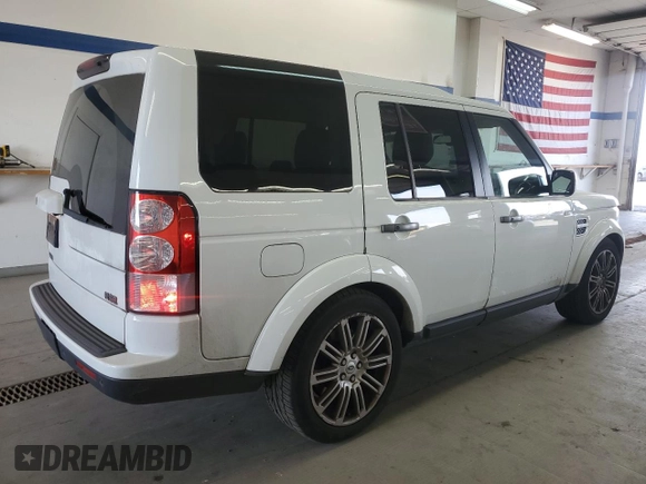 2011 Land Rover LR4 Lux with VIN SALAK2D48BA560345, listed as a Copart auction lot 51976015 with 123,953 mi miles and Clean Title. Bid and sale history available at DreamBid. Image 3.