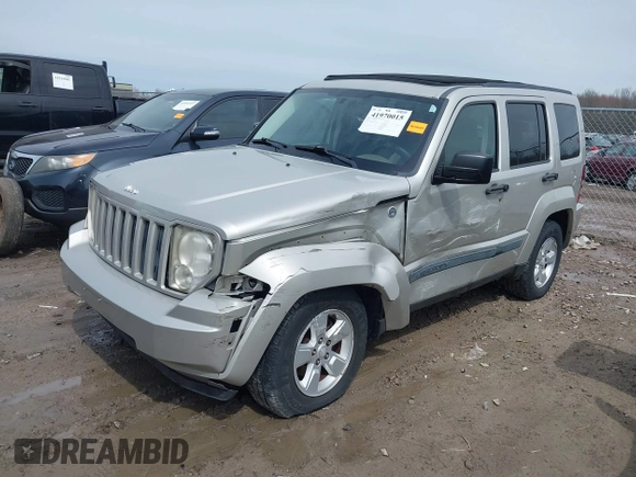 2009 Jeep Liberty Sport with VIN 1J8GN28K69W512320, listed as a IAAI auction lot 41970015 with 115,443 mi miles. Bid and sale history available at carsss.com. Image 17.