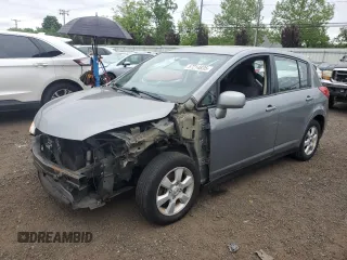 2011 Nissan Versa SL z VIN 3N1BC1CPXBL492687, wystawiony jako Copart lot #57214835 z przebiegiem 105 194 mil mil oraz Szkoda całkowita • Salvage title. Historia ofert i sprzedaży dostępna na DreamBid. Obrazek 1.