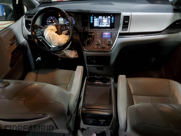 2015 Toyota Sienna Ltd with VIN 5TDDK3DC2FS109812, listed as a Copart auction lot 53462045 with 160,594 mi miles and Salvage Title. Bid and sale history available at carsss.com. Image 8.