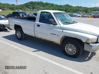 2001 Dodge 2500 z VIN 3B7KC26Z61M283195, wystawiony jako IAAI lot #42307262 z przebiegiem 127 818 mil mil oraz . Historia ofert i sprzedaży dostępna na DreamBid. Obrazek 12.