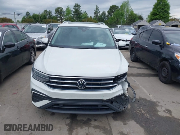 2023 Volkswagen Tiguan SE with VIN 3VVMB7AX0PM036876, listed as a IAAI auction lot 42023415 with 42,003 mi miles and . Bid and sale history available at DreamBid. Image 12.