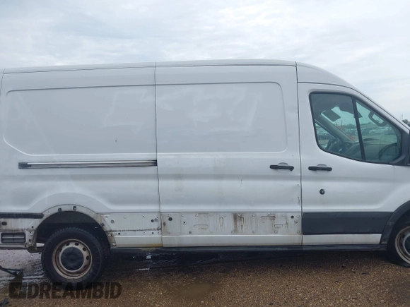 2019 Ford Transit with VIN 1FTYR2CM6KKB19102, listed as a IAAI auction lot 42481530 with 217,976 mi miles and . Bid and sale history available at DreamBid. Image 14.