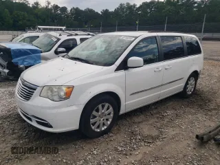 2014 Chrysler Town & Country Touring z VIN 2C4RC1BG0ER268882, wystawiony jako Copart lot #58740255 z przebiegiem 105 866 mil mil oraz Szkoda całkowita • Salvage title. Historia ofert i sprzedaży dostępna na DreamBid. Obrazek 1.