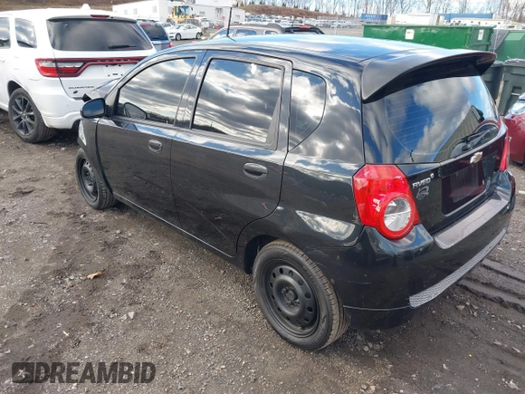 2010 Chevrolet Aveo 2LT z VIN KL1TG6DE1AB098423, wystawiony jako IAAI lot #41225080 z przebiegiem 107 339 mil mil oraz . Historia ofert i sprzedaży dostępna na DreamBid. Obrazek 3.