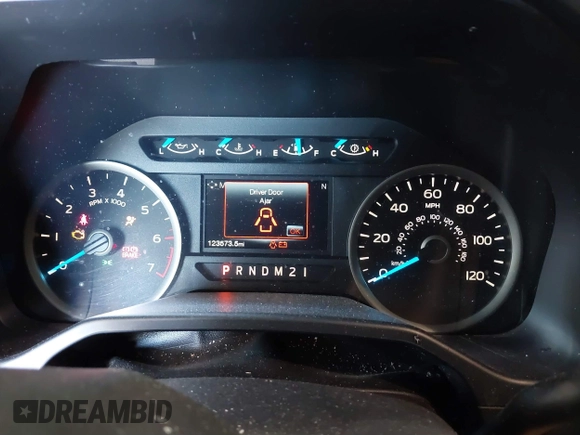 2016 Ford F-150 XLT with VIN 1FTEW1EG7GKF67577, listed as a IAAI auction lot 41612450 with 123,573 mi miles and . Bid and sale history available at carsss.com. Image 7.