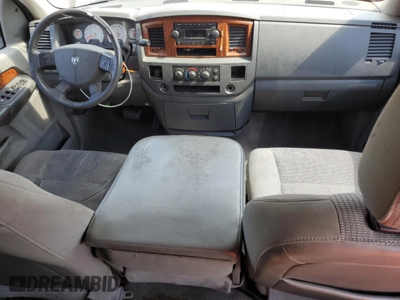 2006 Dodge 1500 SLT z VIN 1D7HA18N56J111254, wystawiony jako Copart lot #56846545 z przebiegiem 154 275 mil mil oraz Szkoda całkowita • Salvage title. Historia ofert i sprzedaży dostępna na DreamBid. Obrazek 8.