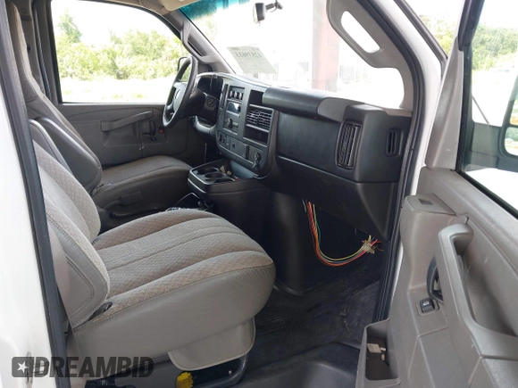 2016 Chevrolet Express Cargo with VIN 1GCWGAFF5G1332057, listed as a IAAI auction lot 42539613 with 138,428 mi miles and . Bid and sale history available at DreamBid. Image 5.